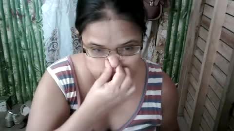 hotty_babex online show from July 29, 6:33 am