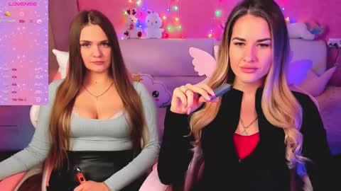 Snapshot of hotty_girls_here chatting on February 17, 1:10 pm Ivanna and Jessica online show from February 17, 1:10 pm