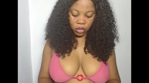 Snapshot of hotty_lora889 chatting on October 15, 5:51 am hotty_lora889 online show from October 15, 5:51 am