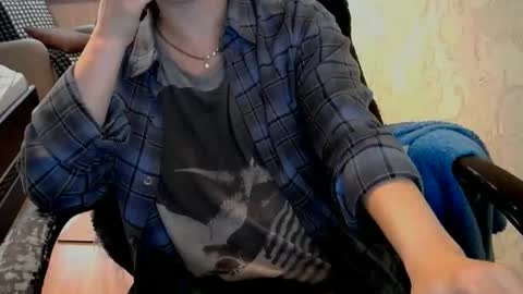 Mary online show from May 10, 11:26 am