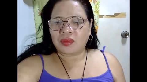 hottycrissy4u online show from April 20, 2:53 pm