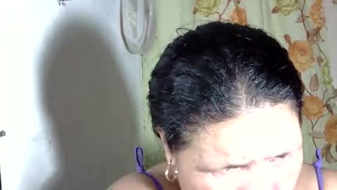 hottycrissy4u online show from April 26, 7:17 am