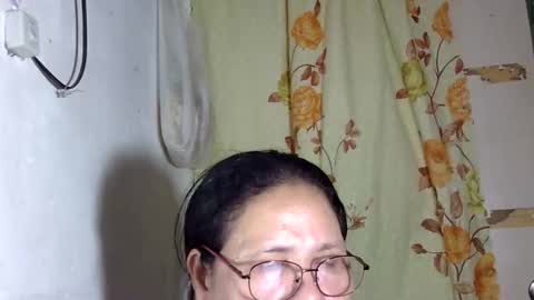 Snapshot of hottycrissy4u chatting on April 30, 5:58 am hottycrissy4u online show from April 30, 5:58 am