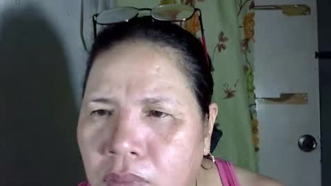 Snapshot of hottycrissy4u chatting on May 8, 5:57 am hottycrissy4u online show from May 8, 5:57 am