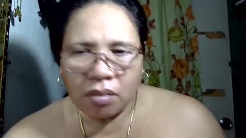 Snapshot of hottycrissy4u chatting on June 5, 6:52 am hottycrissy4u online show from June 5, 6:52 am