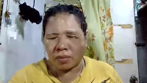 Snapshot of hottycrissy4u chatting on June 7, 5:11 am hottycrissy4u online show from June 7, 5:11 am