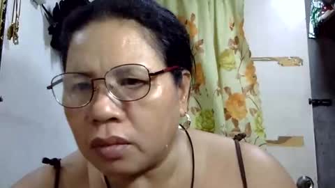 Snapshot of hottycrissy4u chatting on June 8, 3:51 am hottycrissy4u online show from June 8, 3:51 am
