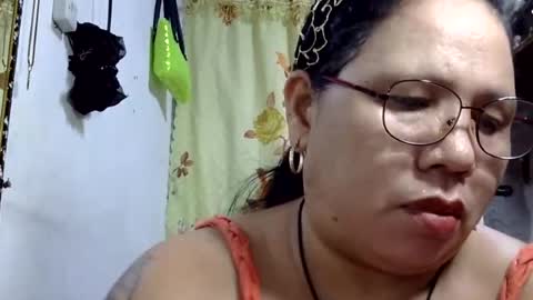 hottycrissy4u online show from June 18, 1:04 pm