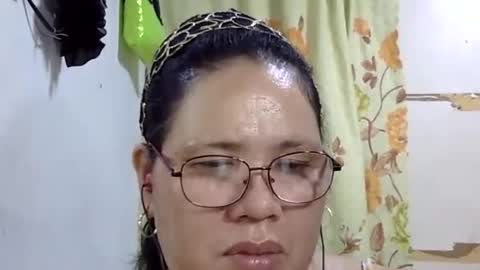 hottycrissy4u online show from June 20, 4:48 am