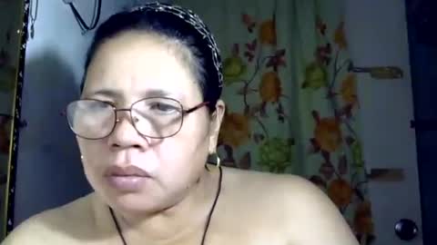 hottycrissy4u online show from August 1, 5:50 am