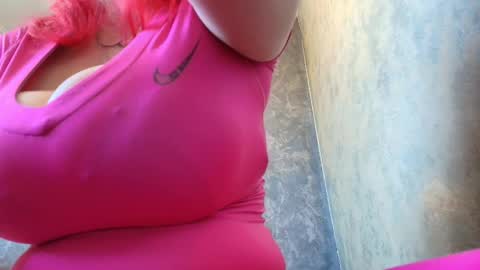 Snapshot of hotvany chatting on November 1, 7:32 am Goddess of Luv online show from November 1, 7:32 am