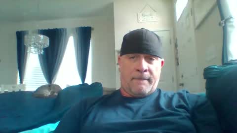 Snapshot of hotyummycock69 chatting on February 18, 3:52 pm hotyummycock69 online show from February 18, 3:52 pm