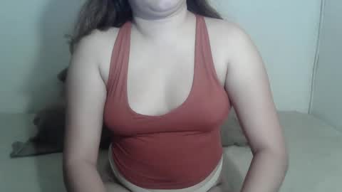 Snapshot of hotzarieyahxx chatting on April 26, 8:28 pm Zarie online show from April 26, 8:28 pm