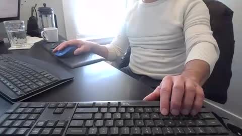 hoverday online show from February 5, 5:39 pm