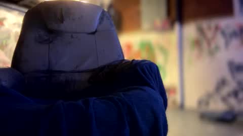 Snapshot of howbowdadareboy33 chatting on September 21, 9:00 am ask me online show from September 21, 9:00 am