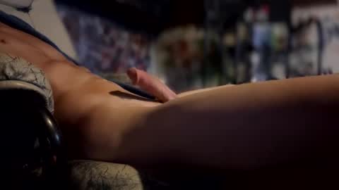 Snapshot of howbowdadareboy33 chatting on September 26, 7:23 am ask me online show from September 26, 7:23 am