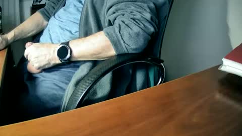 Peter online show from February 25, 8:51 pm