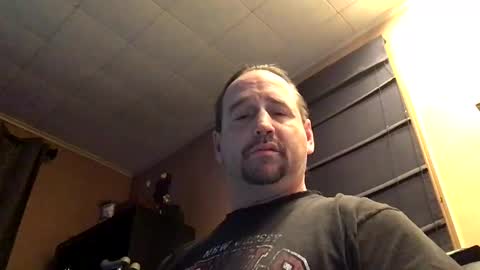 Snapshot of hpoker chatting on December 23, 4:33 am hpoker online show from December 23, 4:33 am