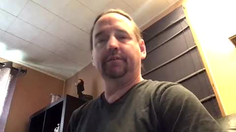 Snapshot of hpoker chatting on February 3, 5:35 pm hpoker online show from February 3, 5:35 pm