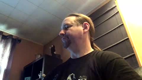 Snapshot of hpoker chatting on February 4, 12:55 pm hpoker online show from February 4, 12:55 pm