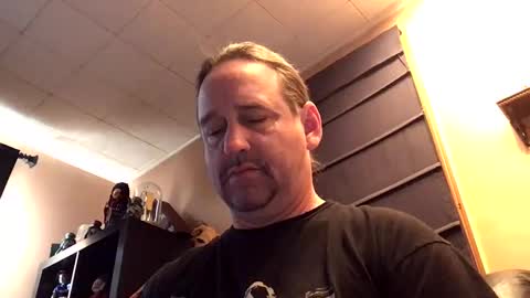 Snapshot of hpoker chatting on October 9, 1:31 pm hpoker online show from October 9, 1:31 pm