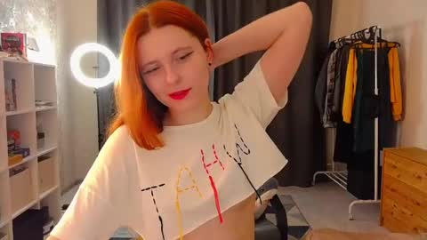 Snapshot of hua_lian chatting on December 21, 8:28 am Alice online show from December 21, 8:28 am