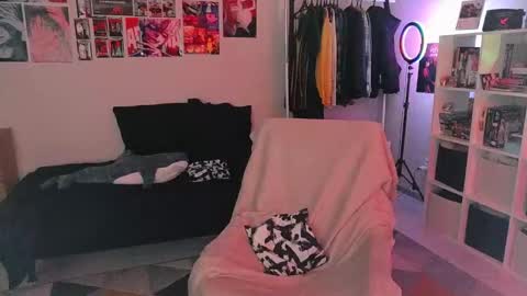 Alice online show from March 12, 4:29 am