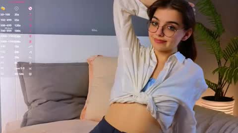 Diane online show from February 23, 1:13 am