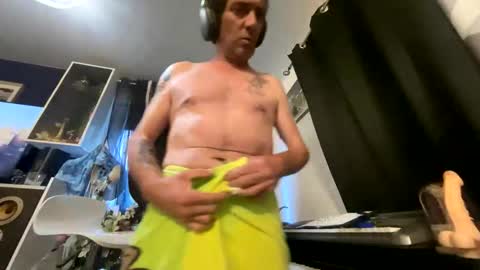 Snapshot of hubeer chatting on April 24, 5:37 pm hubeer online show from April 24, 5:37 pm