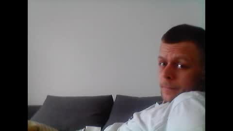 hubikush22 online show from February 25, 7:07 am