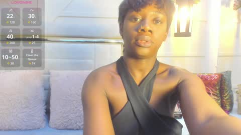 Snapshot of huddah_cam chatting on January 10, 11:33 am huddah online show from January 10, 11:33 am
