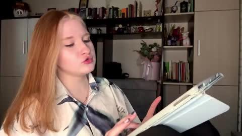 Hia online show from April 16, 11:44 am