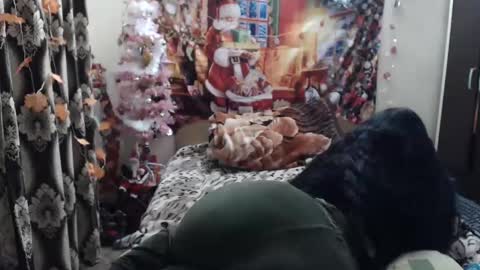 hugeassdevil online show from January 15, 6:29 pm