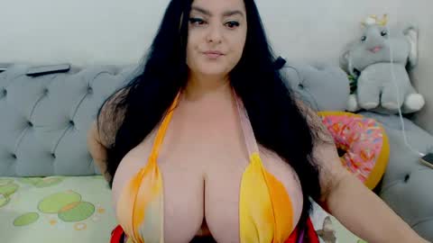 Erica online show from May 17, 9:11 pm
