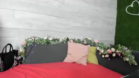 Erin online show from January 7, 4:26 am