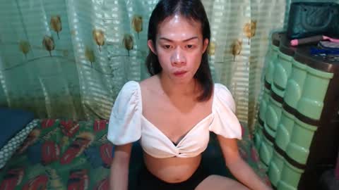 Snapshot of hugecockanna chatting on November 20, 1:22 pm hugecockanna online show from November 20, 1:22 pm