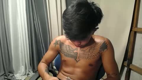 Snapshot of hugecockchristian chatting on November 16, 10:32 am hugecockchristian online show from November 16, 10:32 am