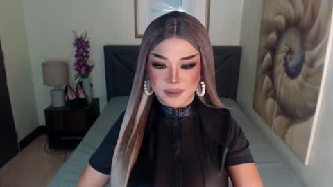 Christine online show from January 4, 1:52 am