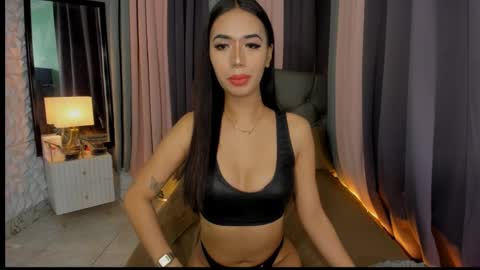 Snapshot of hugeirish2003 chatting on January 7, 10:52 pm Irish online show from January 7, 10:52 pm