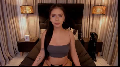 Snapshot of hugeirish2003 chatting on September 30, 4:34 pm Irish online show from September 30, 4:34 pm