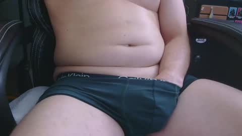 Snapshot of hugejass25 chatting on March 2, 6:15 pm hugejass25 online show from March 2, 6:15 pm