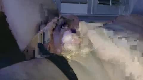 Snapshot of hugejass25 chatting on March 4, 5:13 am hugejass25 online show from March 4, 5:13 am