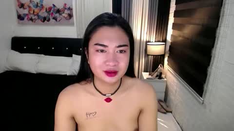 Snapshot of hugemusclecockts chatting on December 18, 4:57 pm yesha fox online show from December 18, 4:57 pm