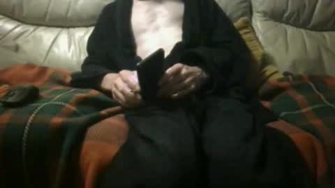 Snapshot of hugenob4u chatting on May 31, 3:04 am hugenob4u online show from May 31, 3:04 am