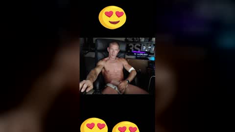 hugerodforyou online show from December 1, 3:06 pm