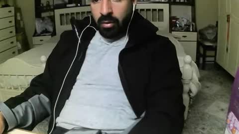 hugeveiny online show from January 16, 4:44 pm