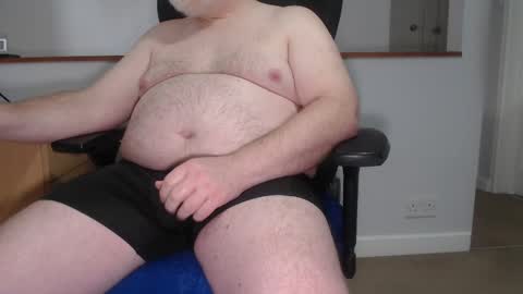 Snapshot of huggie_bear69 chatting on March 9, 9:57 am Huggie Bear online show from March 9, 9:57 am