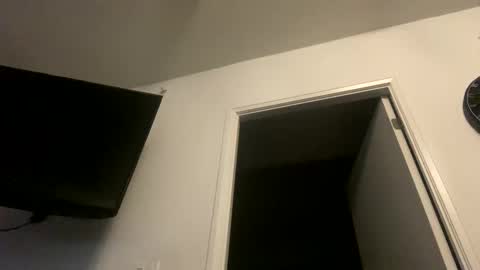 Snapshot of hughfat chatting on December 3, 5:09 am hughfat online show from December 3, 5:09 am