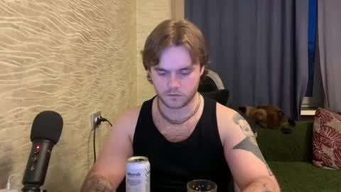 Snapshot of hugo__brad chatting on May 7, 7:08 pm Hugo online show from May 7, 7:08 pm