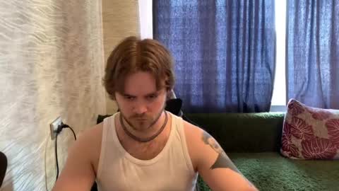 Snapshot of hugo__brad chatting on May 24, 12:54 pm Hugo online show from May 24, 12:54 pm